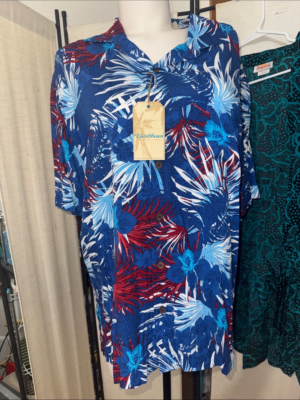 NWT Tropical Hawaiian Shirt Red White Blue xl
